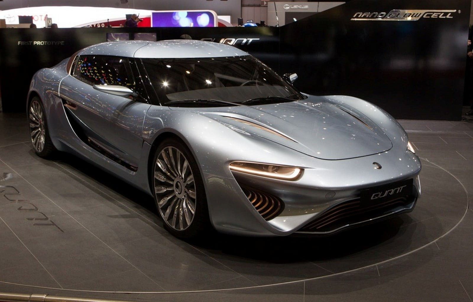 NANOFLOWCELL QUANT e-SPORTLIMOUSINE, foto 21
