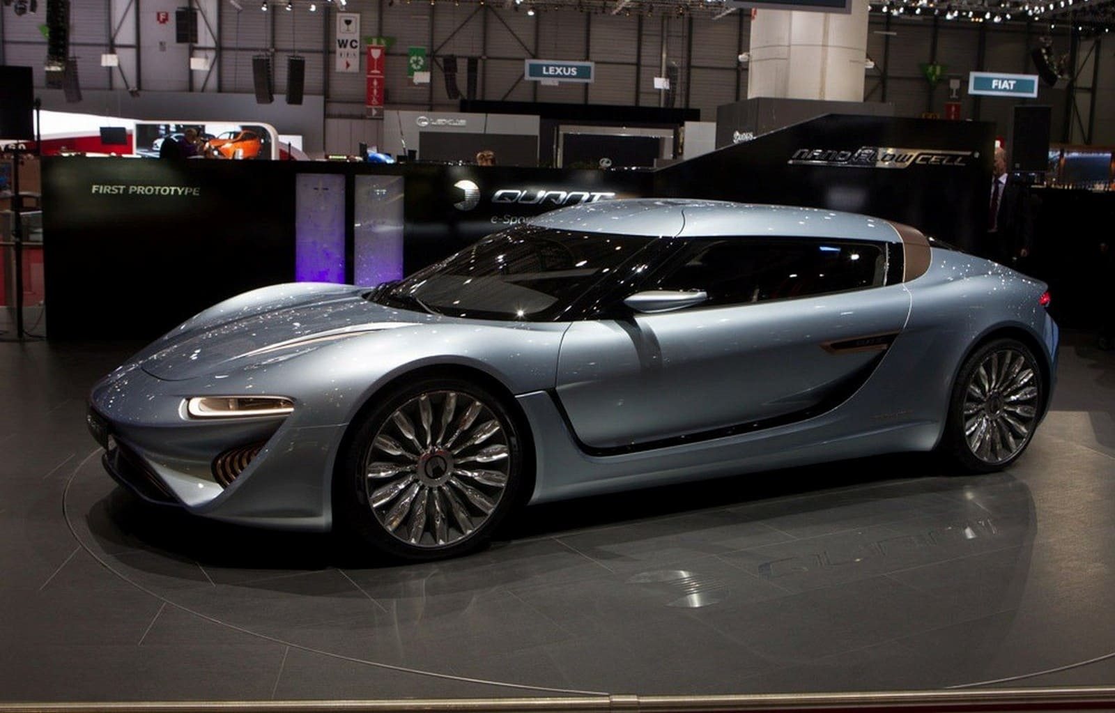 NANOFLOWCELL QUANT e-SPORTLIMOUSINE, foto 36