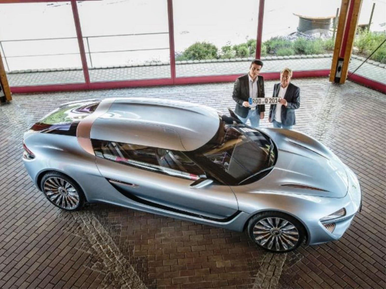 NANOFLOWCELL QUANT e-SPORTLIMOUSINE, foto 39