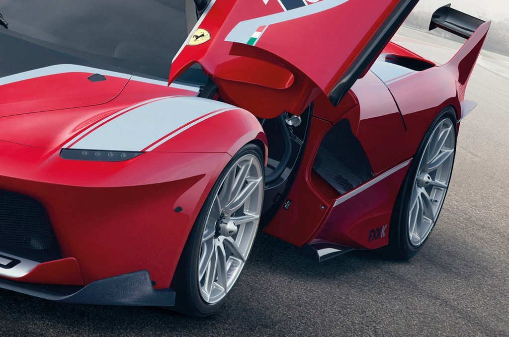 2015 - FERRARI FXX-K, foto 10