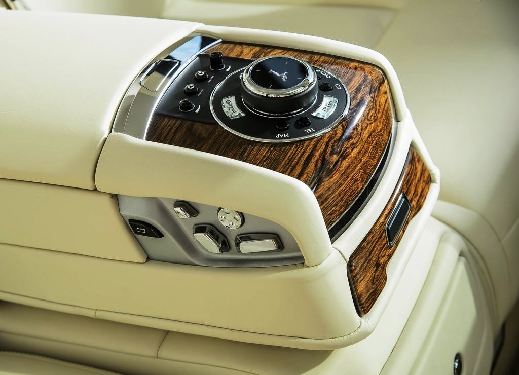 ROLLS-ROYCE GHOST SERIES II, foto 108