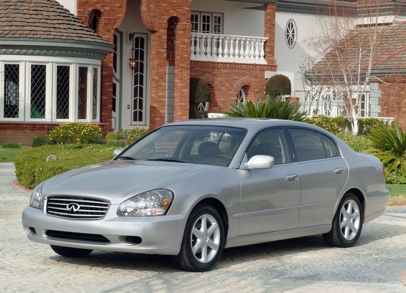 2002 - INFINITI Q45, foto 3