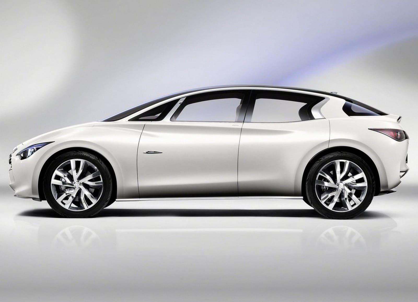 2011 - INFINITI ETHEREA CONCEPT, foto 2
