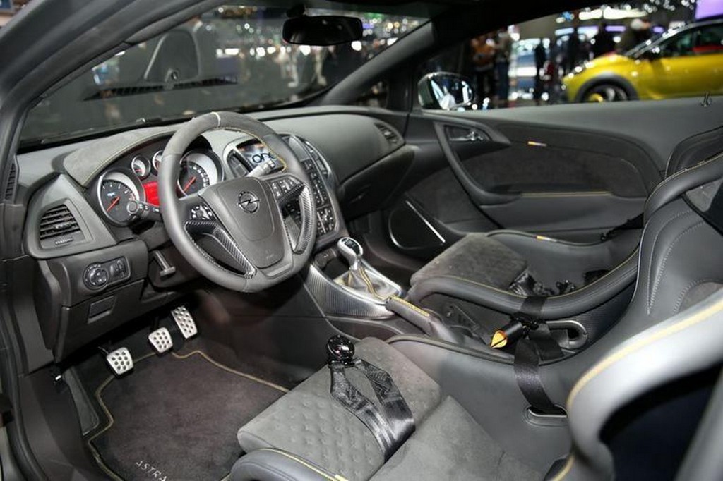 2015 - OPEL ASTRA OPC EXTREME, foto 17