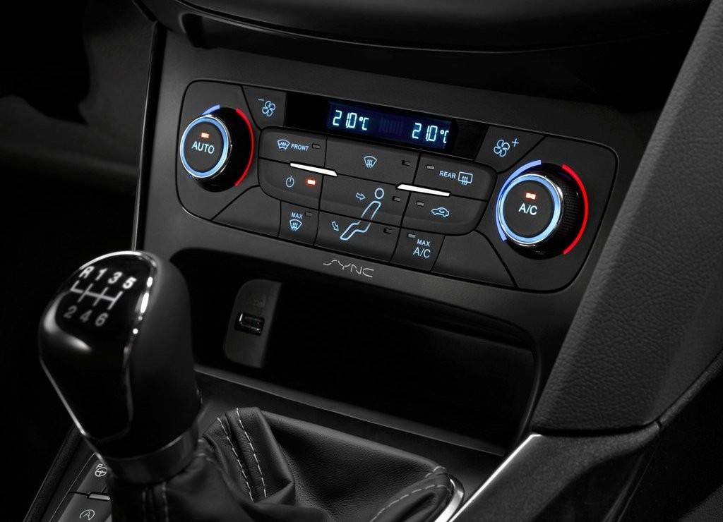 2015 - FORD FOCUS, foto 31