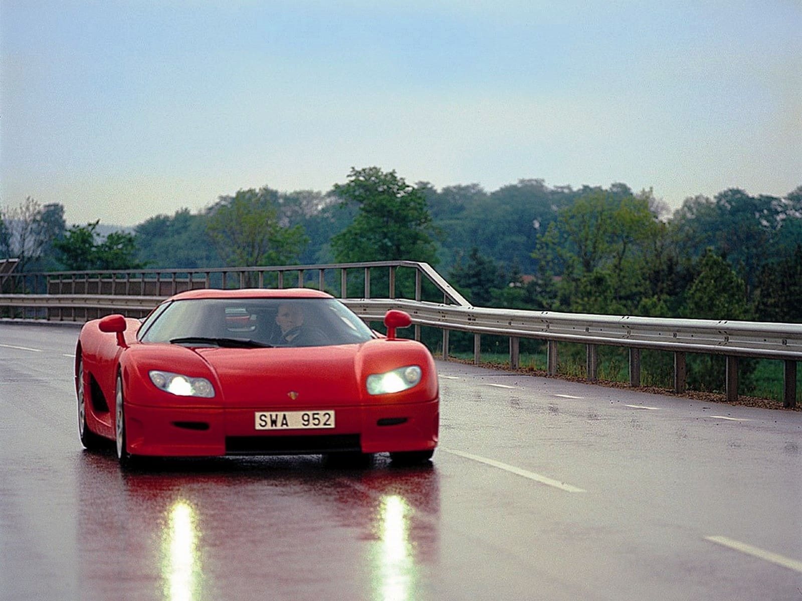 2002 - KOENIGSEGG CC, foto 4