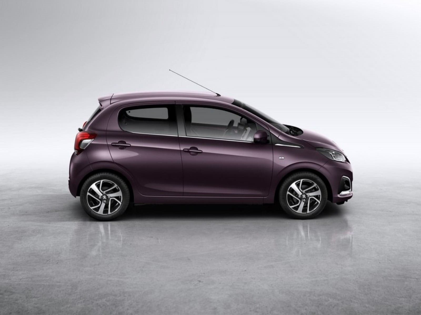 PEUGEOT 108, foto 27