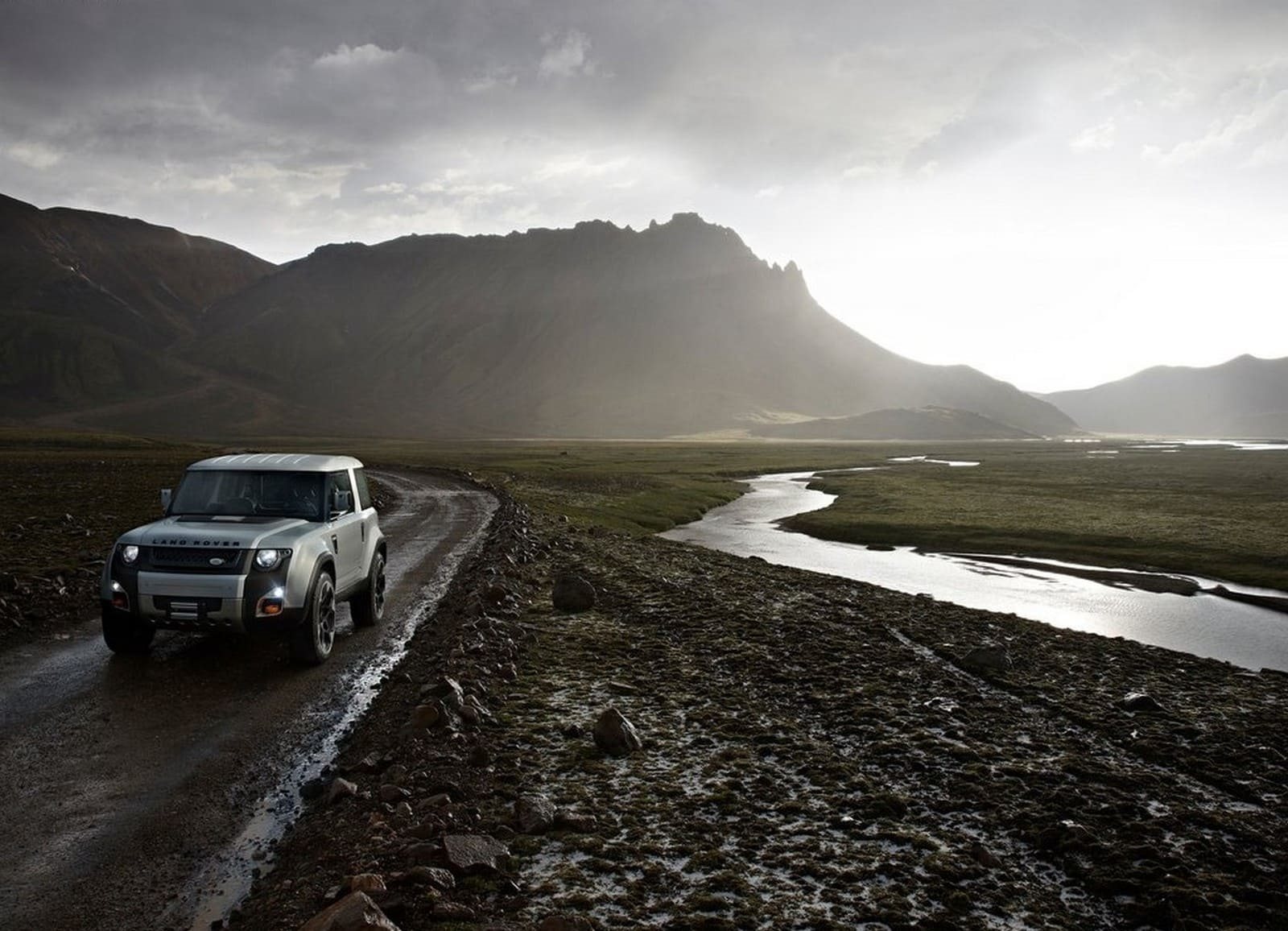 2011 - LAND ROVER DEFENDER CONCEPT 100, foto 7