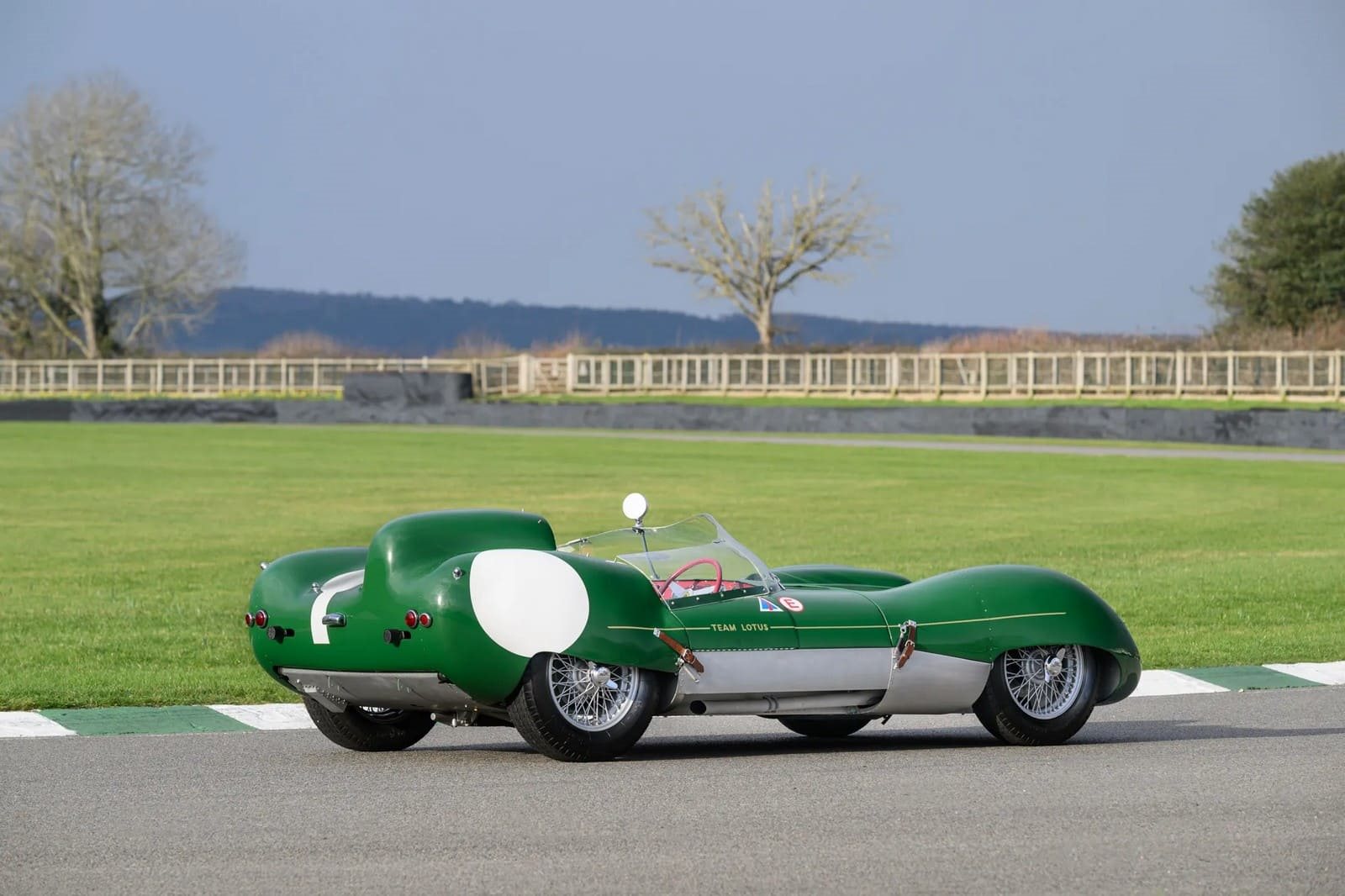 LOTUS 15, foto 2