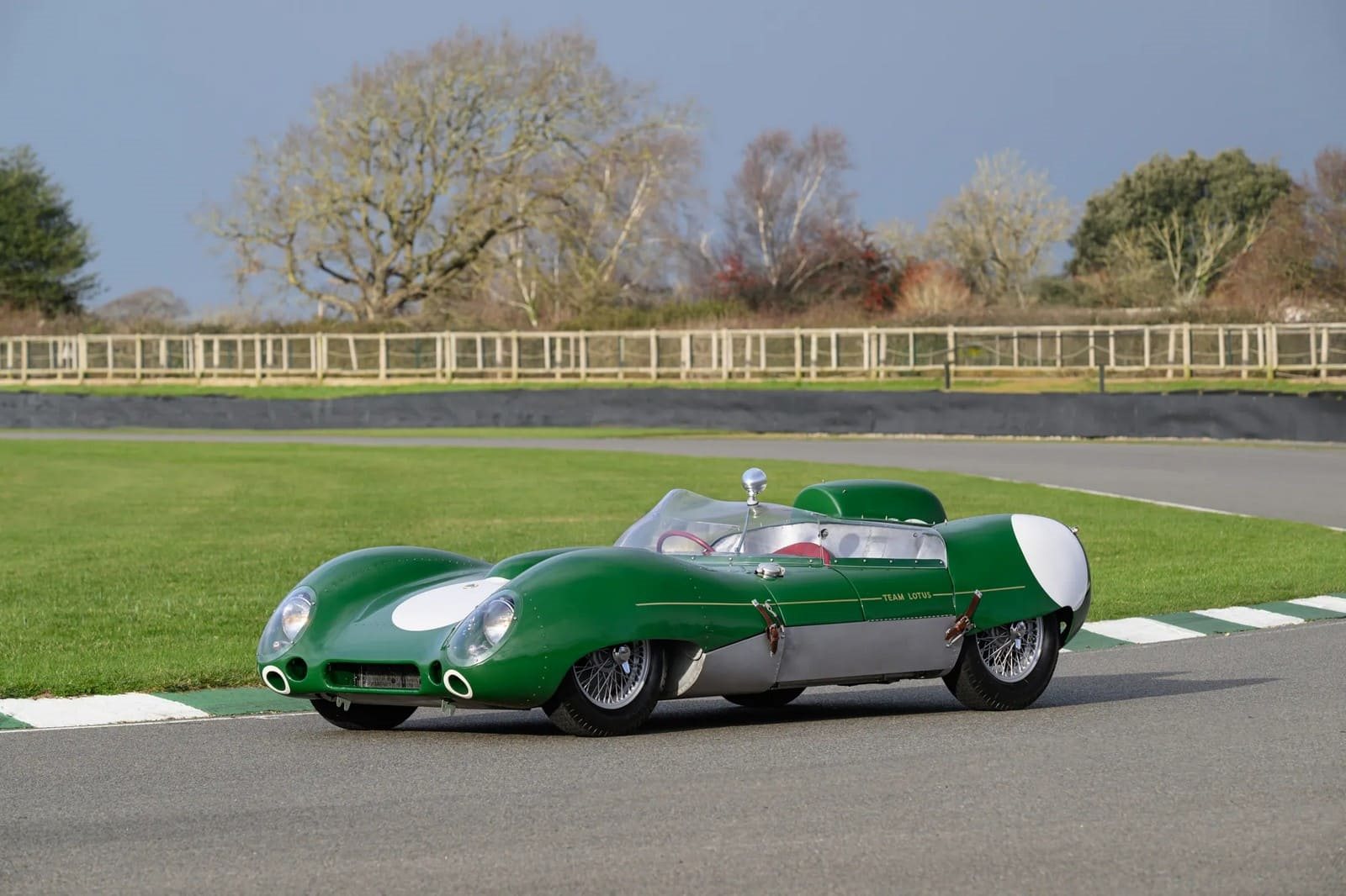 LOTUS 15, foto 4