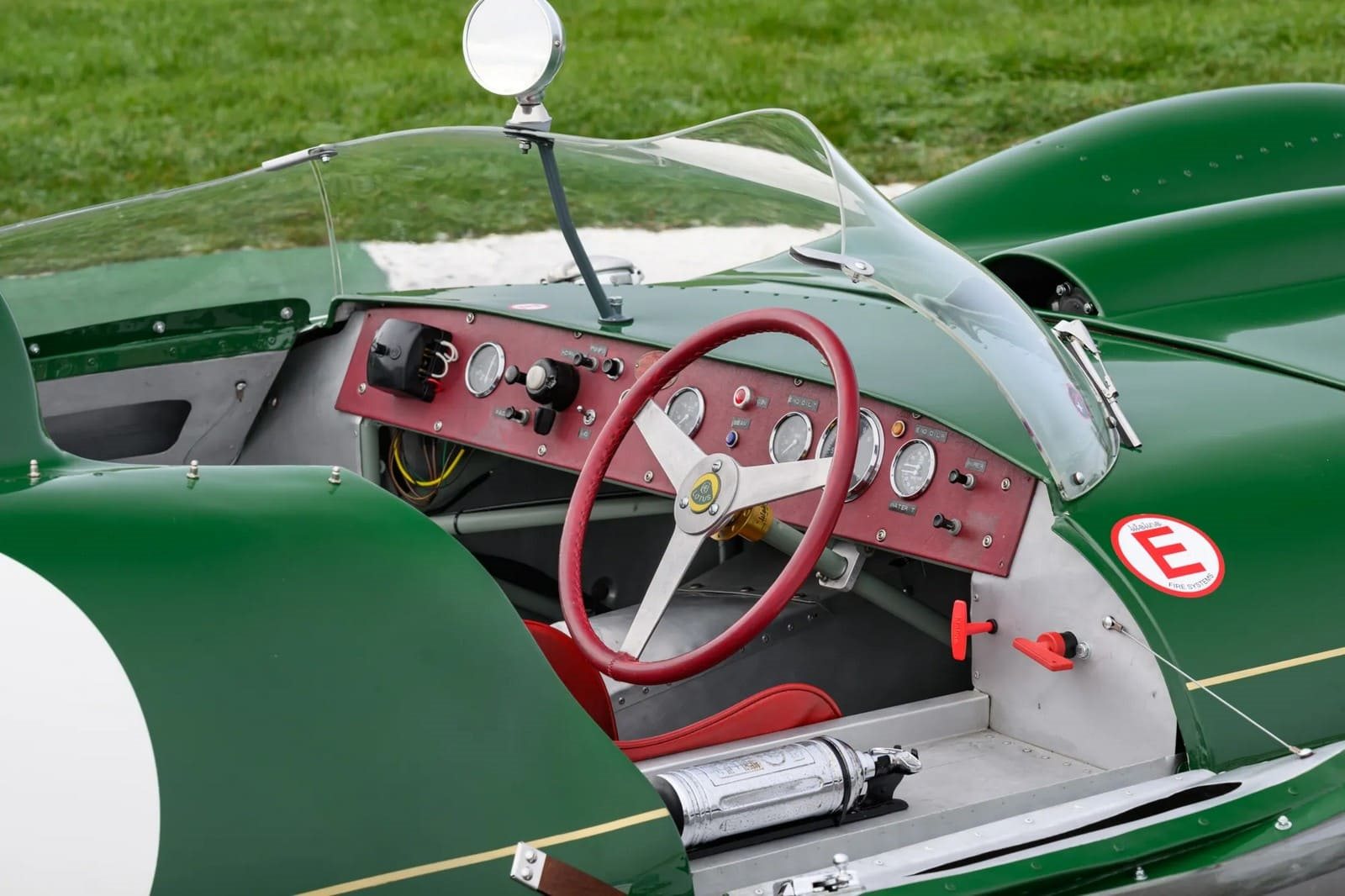 LOTUS 15, foto 13