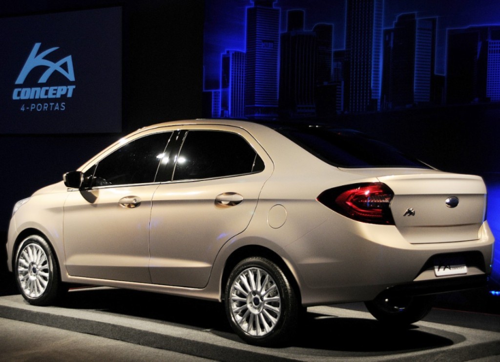 FORD KA CONCEPT 4 PORTAS, foto 6