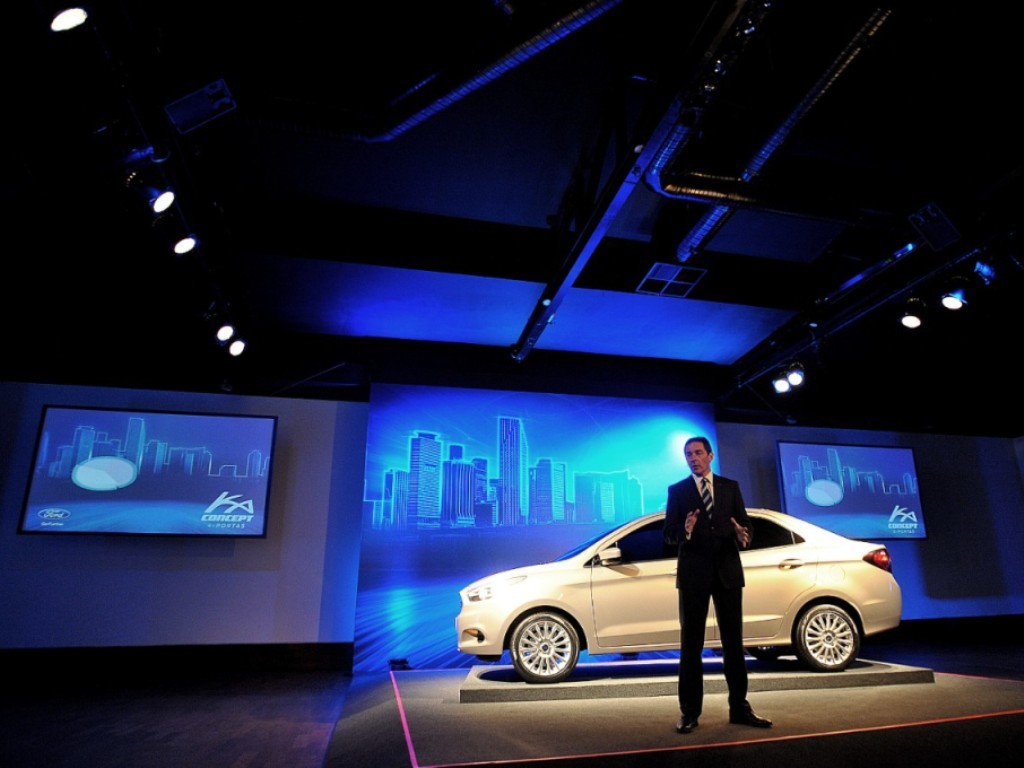 FORD KA CONCEPT 4 PORTAS, foto 11