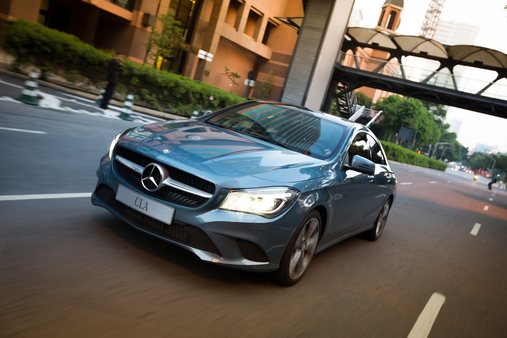 2014 - MERCEDES-BENZ CLA 200, foto 2