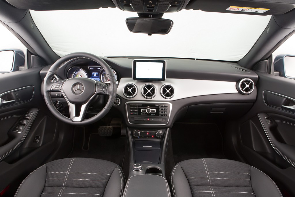 2014 - MERCEDES-BENZ CLA 200, foto 4