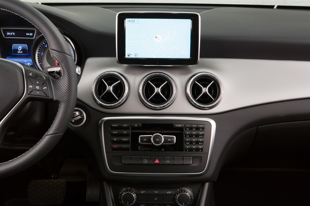 2014 - MERCEDES-BENZ CLA 200, foto 5