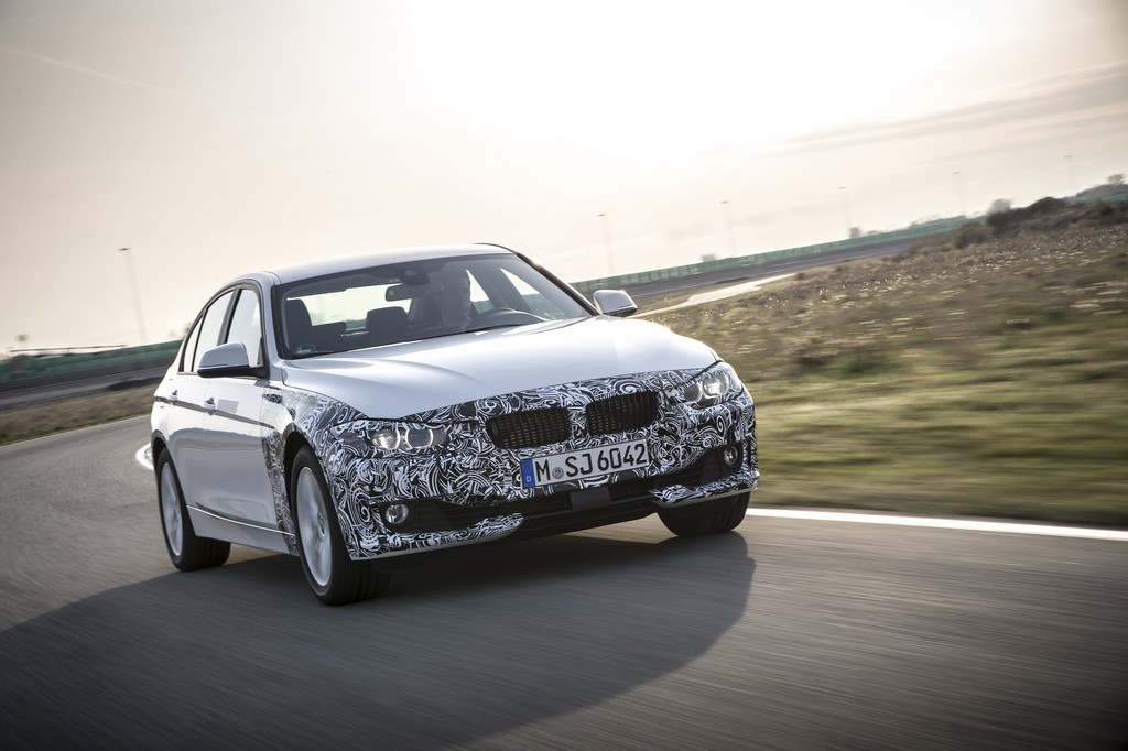 BMW 3 SERIES SEDAN PLUG-IN HYBRID PROTOTYPE, foto 1