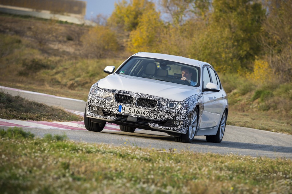 BMW 3 SERIES SEDAN PLUG-IN HYBRID PROTOTYPE, foto 4