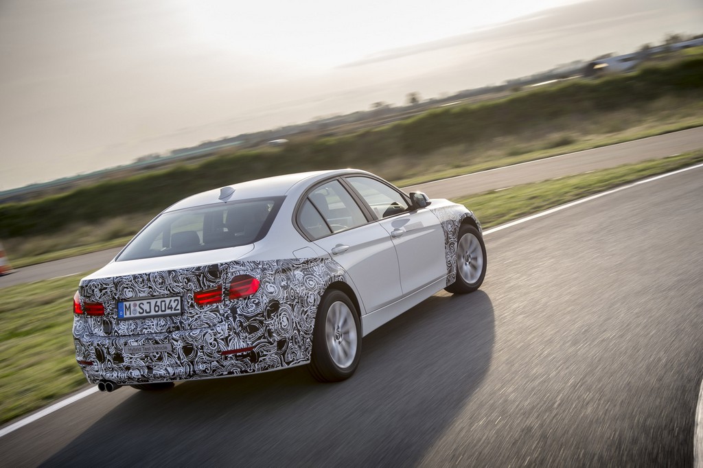 BMW 3 SERIES SEDAN PLUG-IN HYBRID PROTOTYPE, foto 6