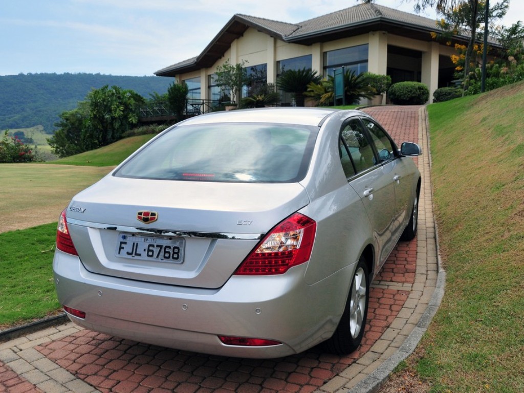 GEELY EC7, foto 10