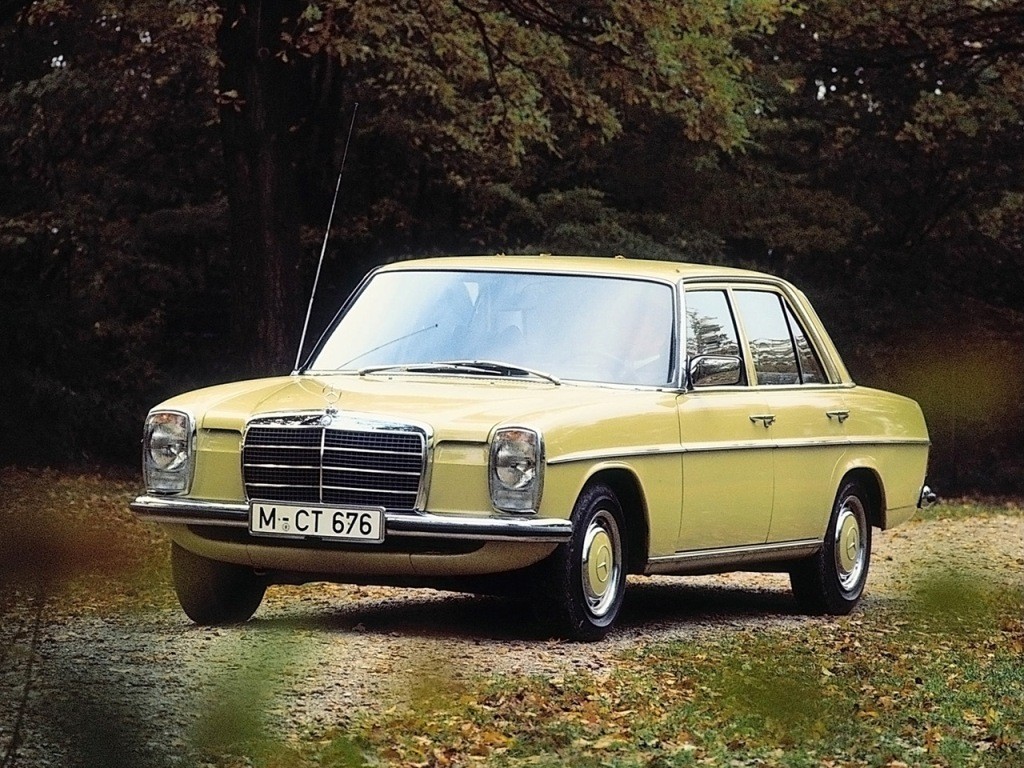 MERCEDES-BENZ 240 D, foto 4