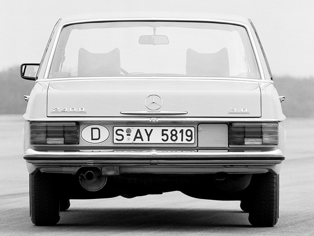 MERCEDES-BENZ 240 D, foto 5