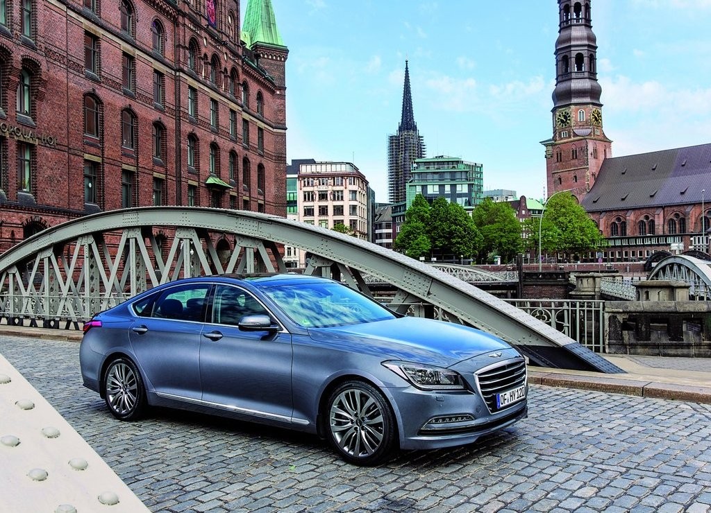 HYUNDAI GENESIS, foto 13