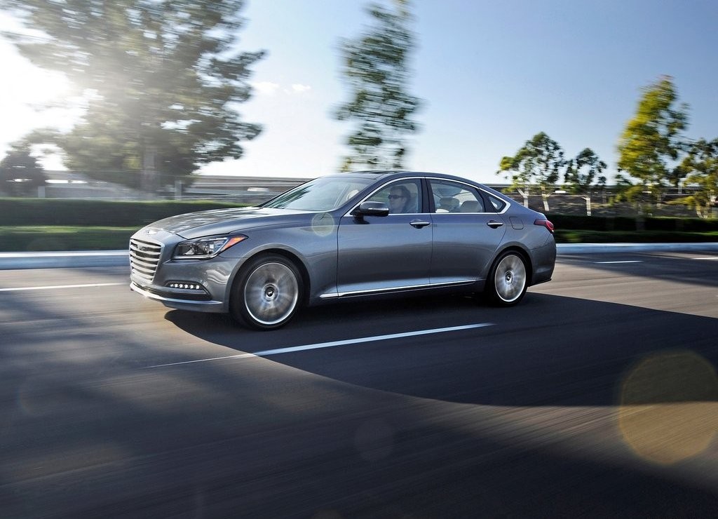 HYUNDAI GENESIS, foto 18