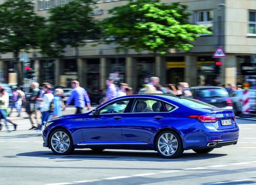 HYUNDAI GENESIS, foto 51