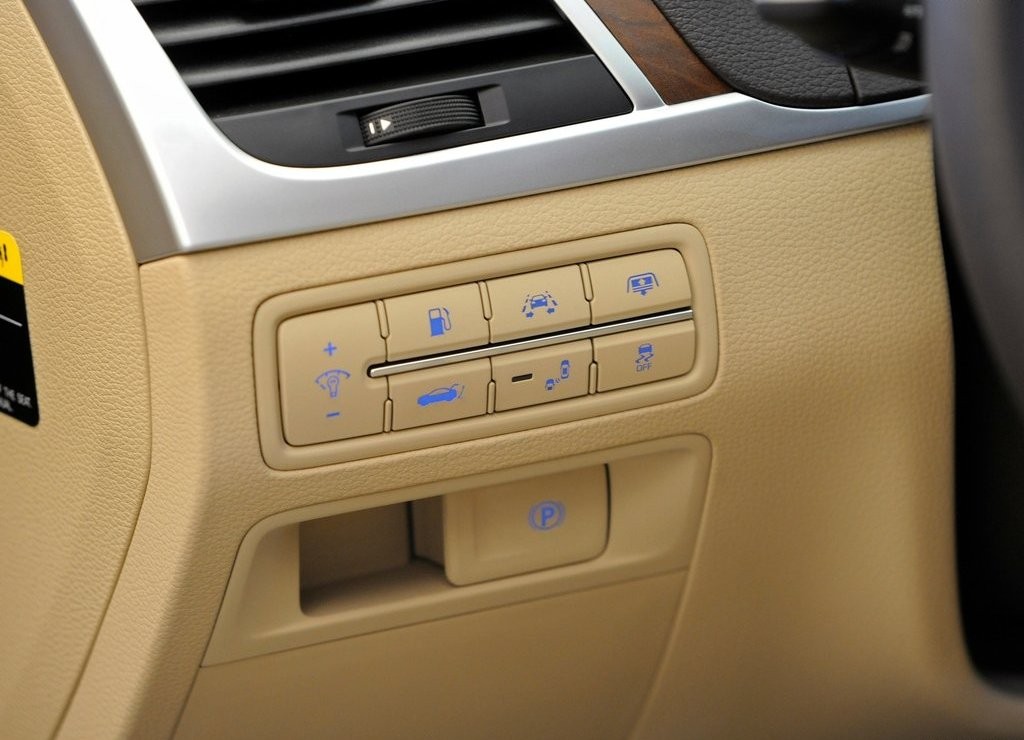 HYUNDAI GENESIS, foto 107