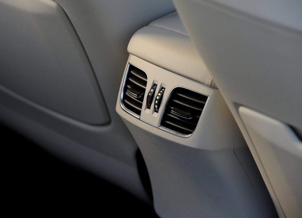 HYUNDAI GENESIS, foto 108