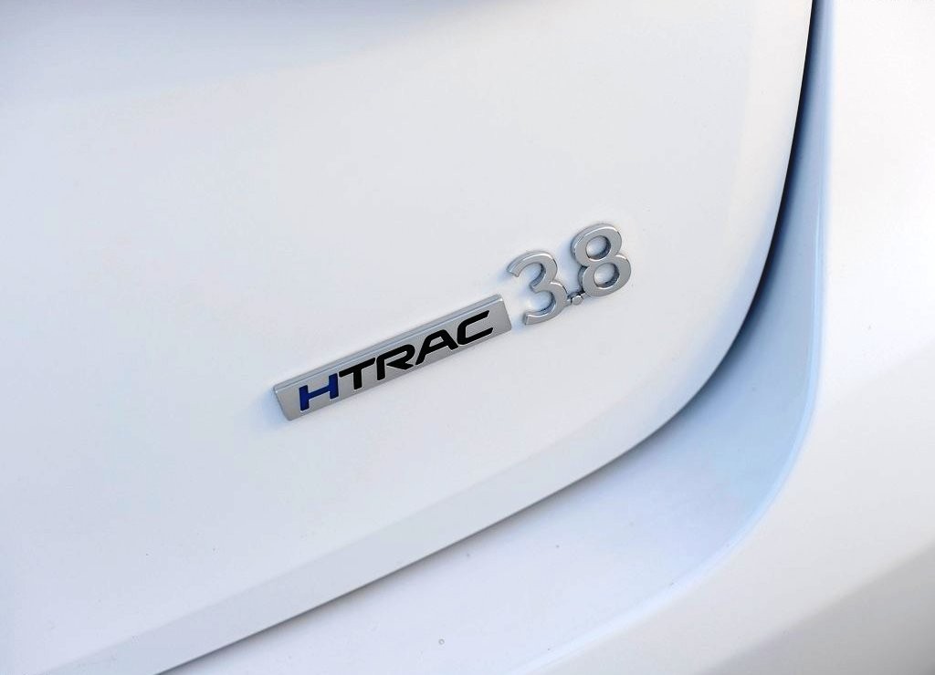 HYUNDAI GENESIS, foto 140