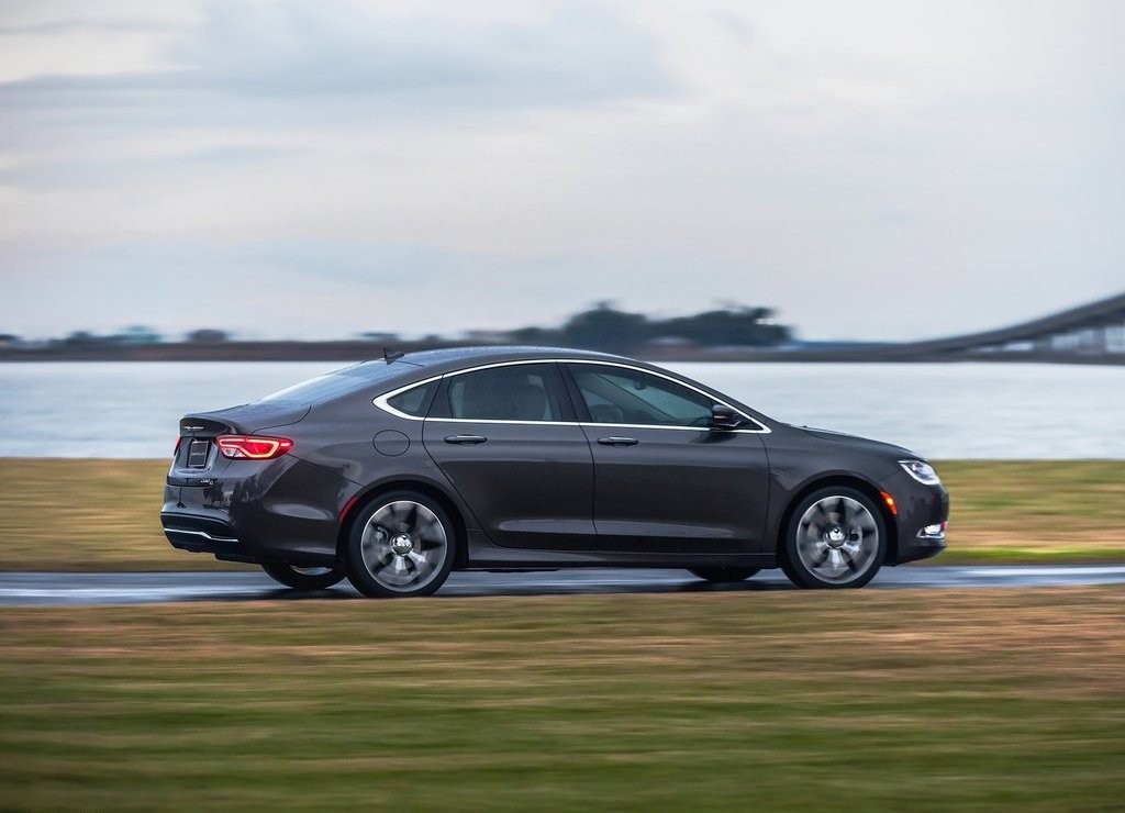 CHRYSLER 200, foto 101