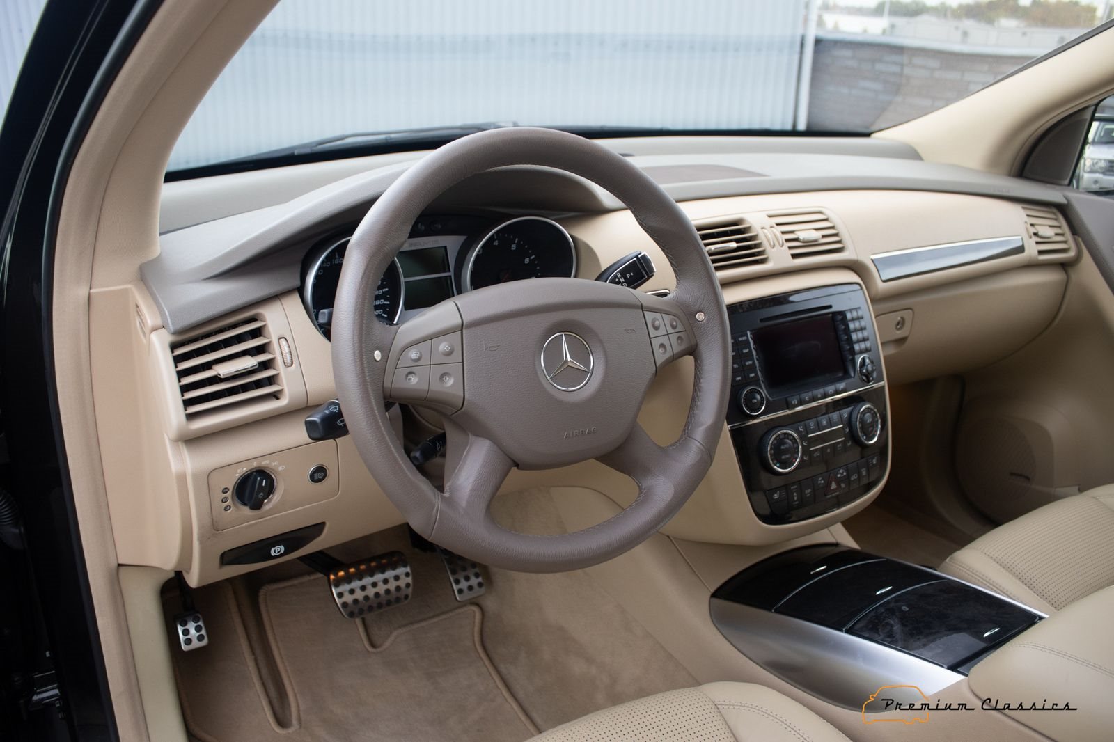 2007 - MERCEDES-BENZ R 63 AMG, foto 25