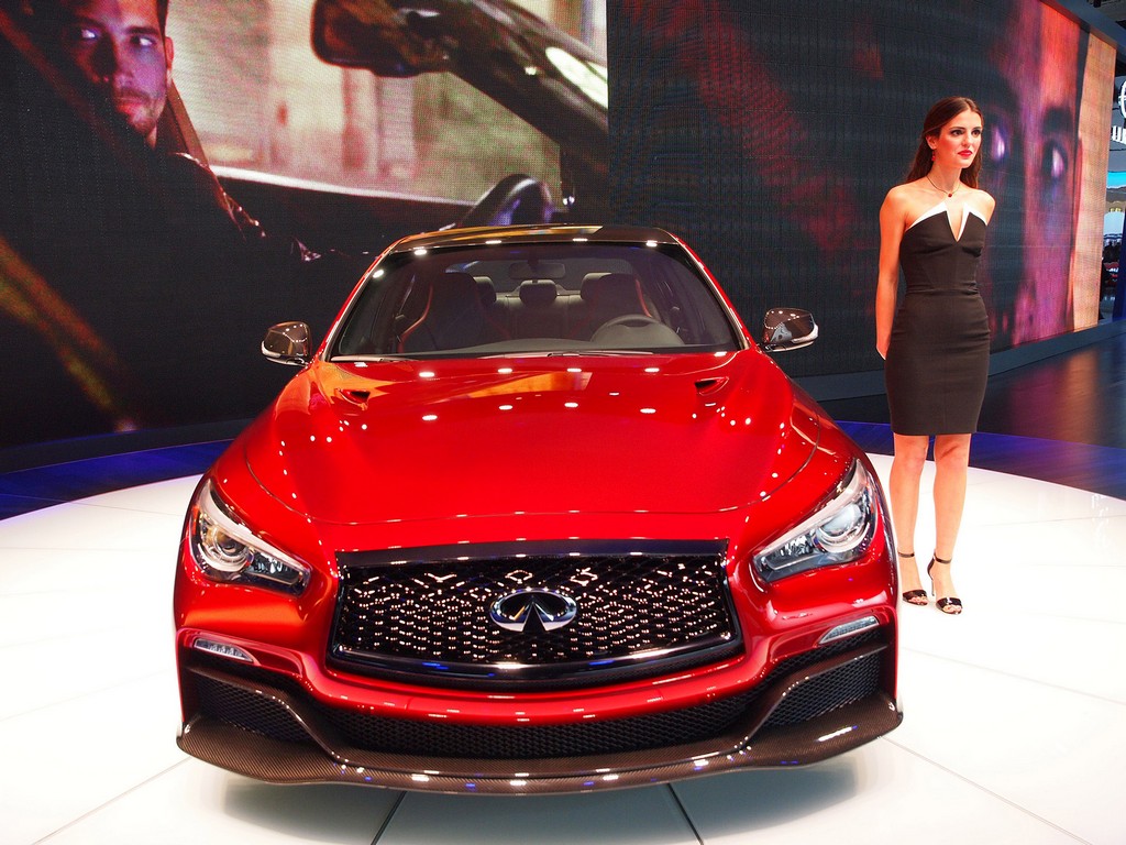 2014 - INFINITI Q50 EAU ROUGE CONCEPT, foto 18