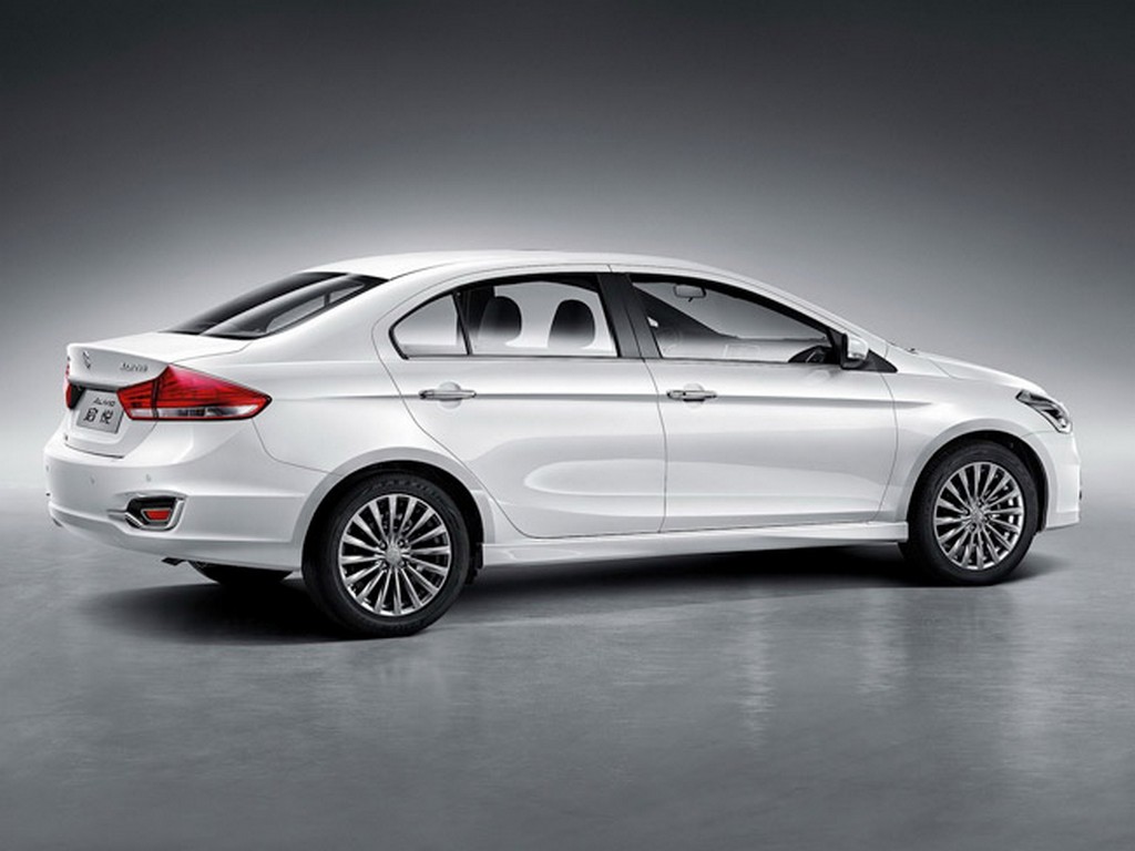 2015 - SUZUKI ALIVIO, foto 2