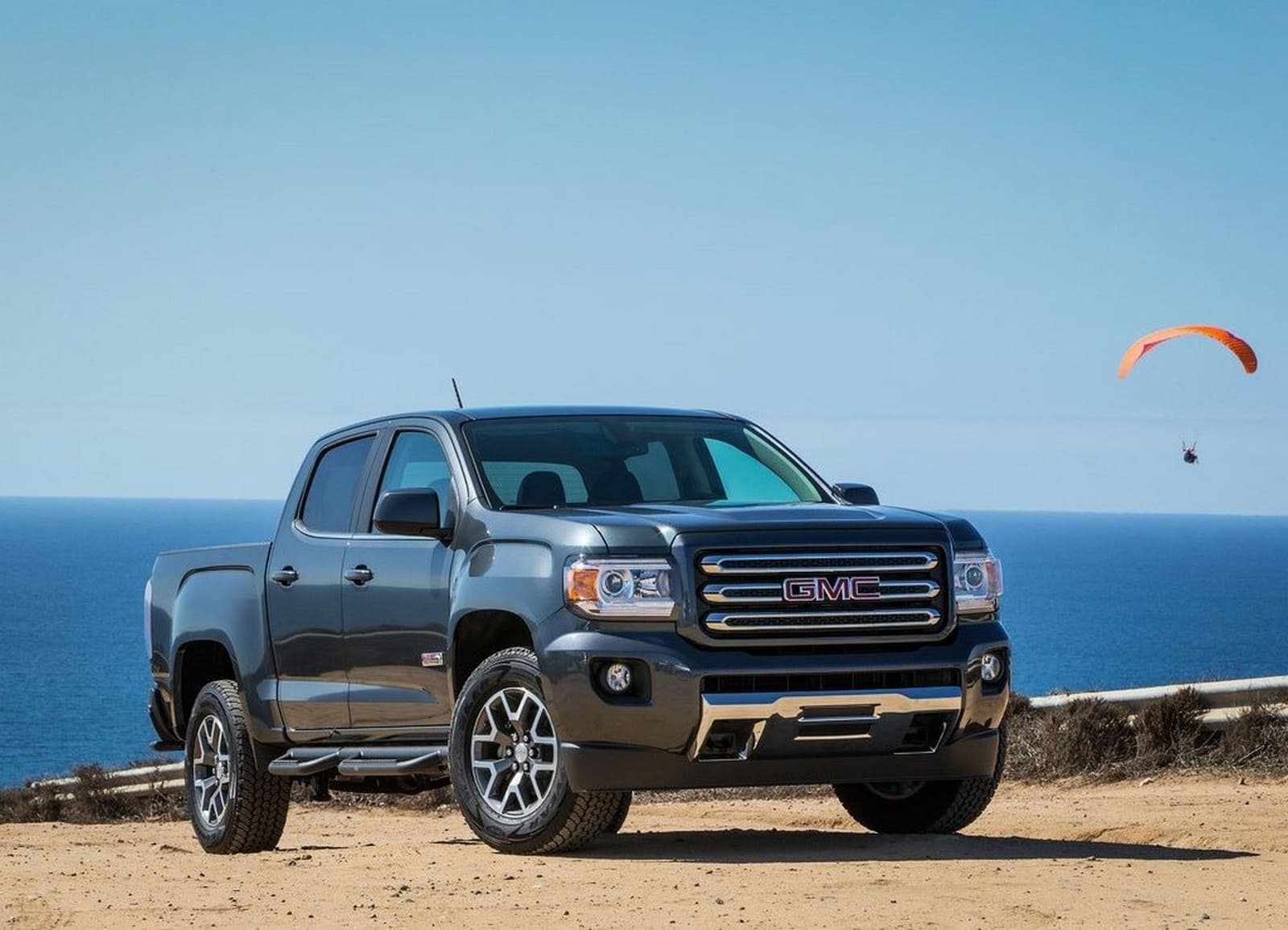 GMC CANYON, foto 2