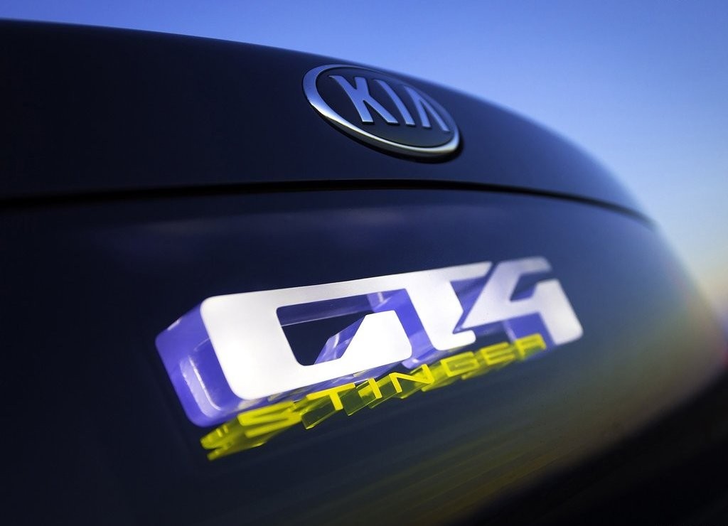 KIA GT4 STINGER CONCEPT, foto 15