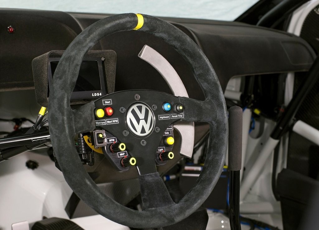 2015 - VOLKSWAGEN POLO R WRC RACECAR, foto 9