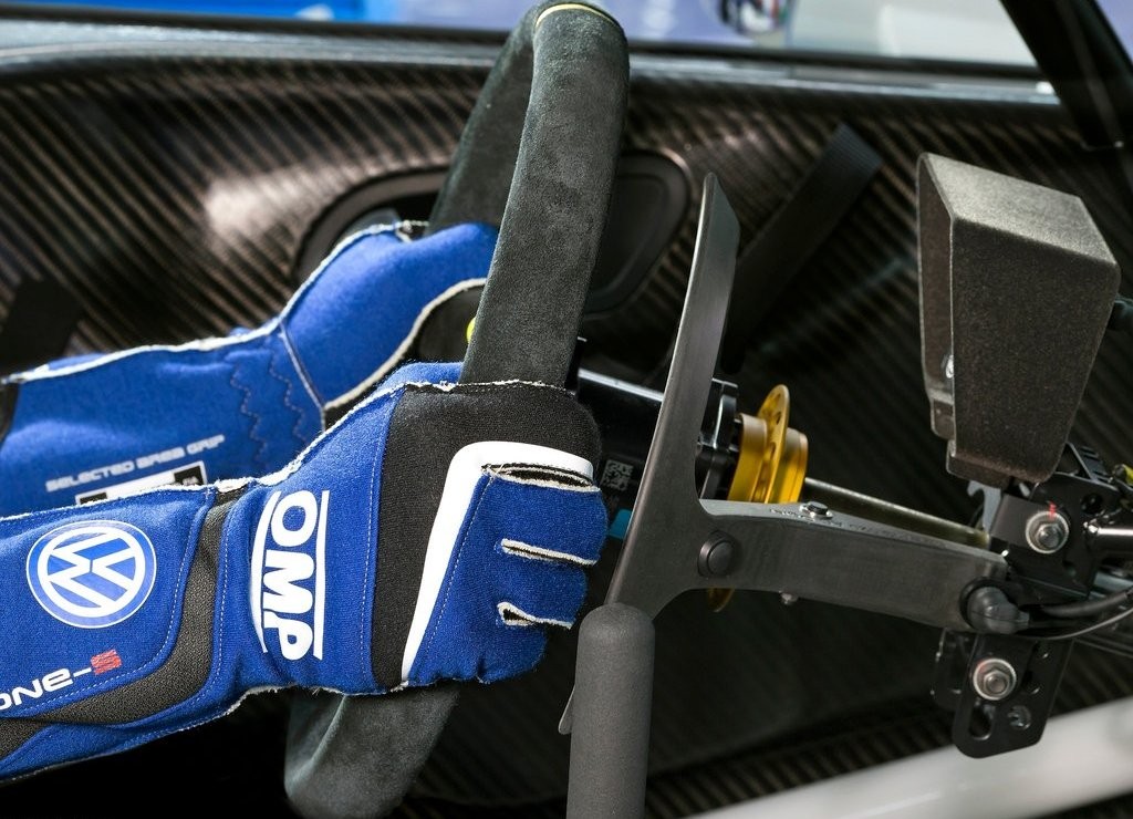 2015 - VOLKSWAGEN POLO R WRC RACECAR, foto 10