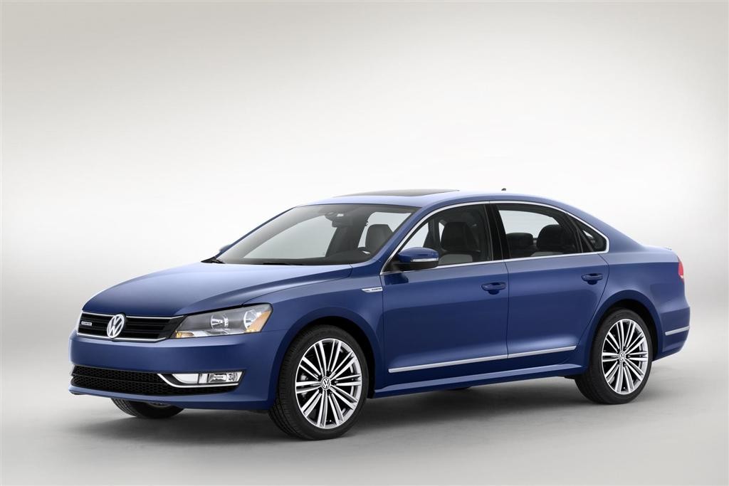 VOLKSWAGEN PASSAT BLUEMOTION, foto 1