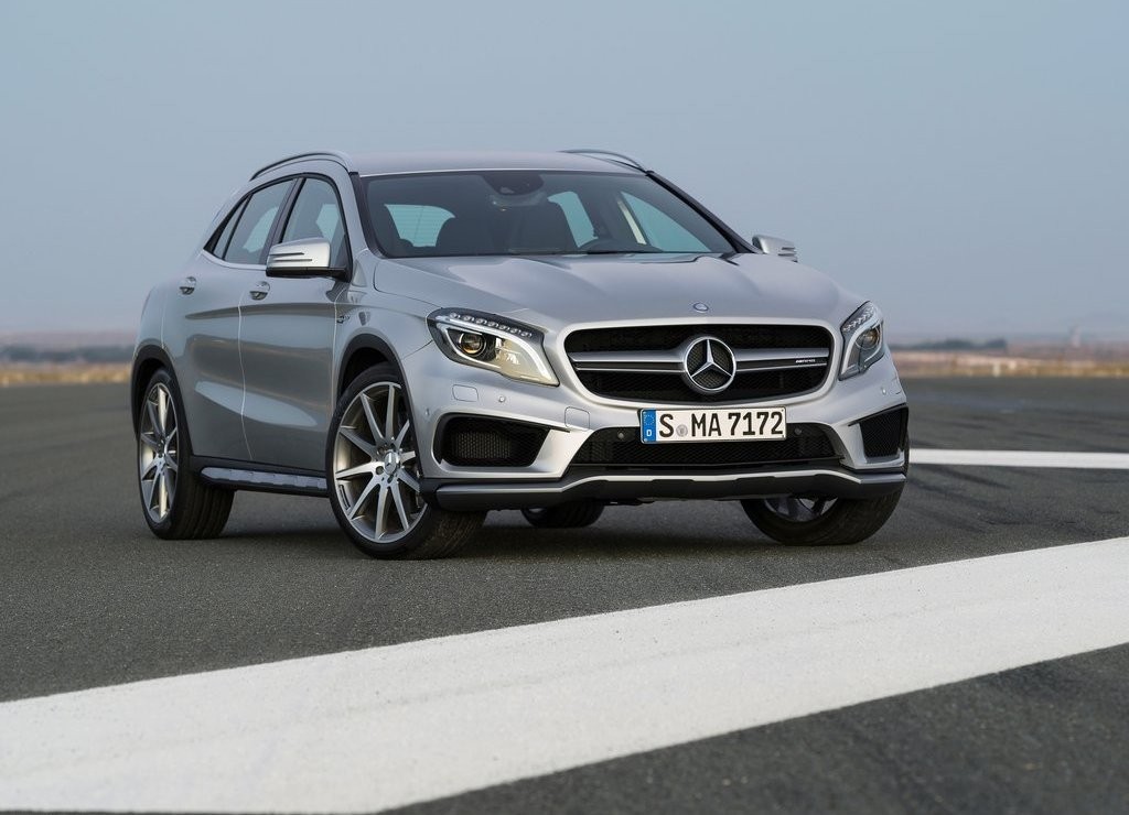MERCEDES-AMG GLA 45, foto 7