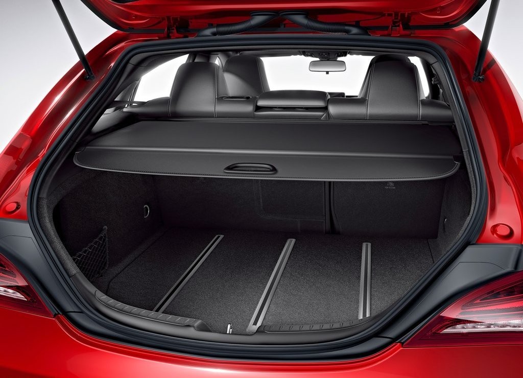 2016 - MERCEDES-BENZ CLA SHOOTING BRAKE, foto 37