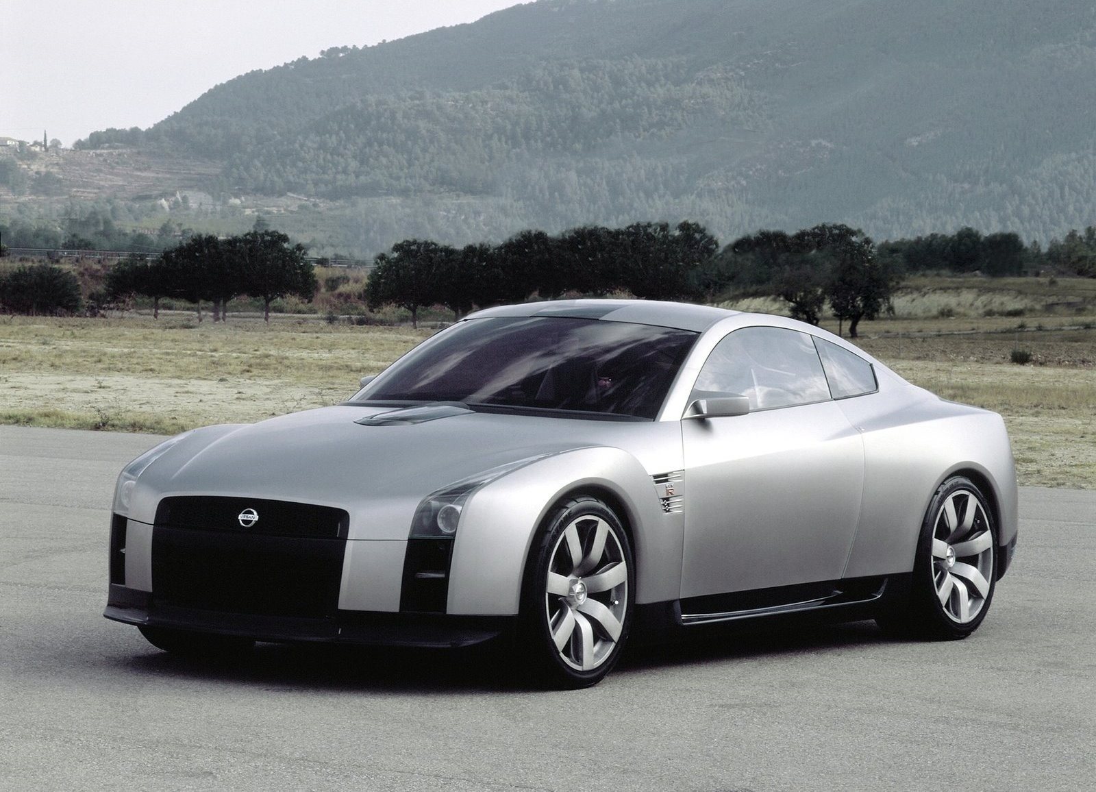 2001 - NISSAN SKYLINE GT-R CONCEPT, foto 3