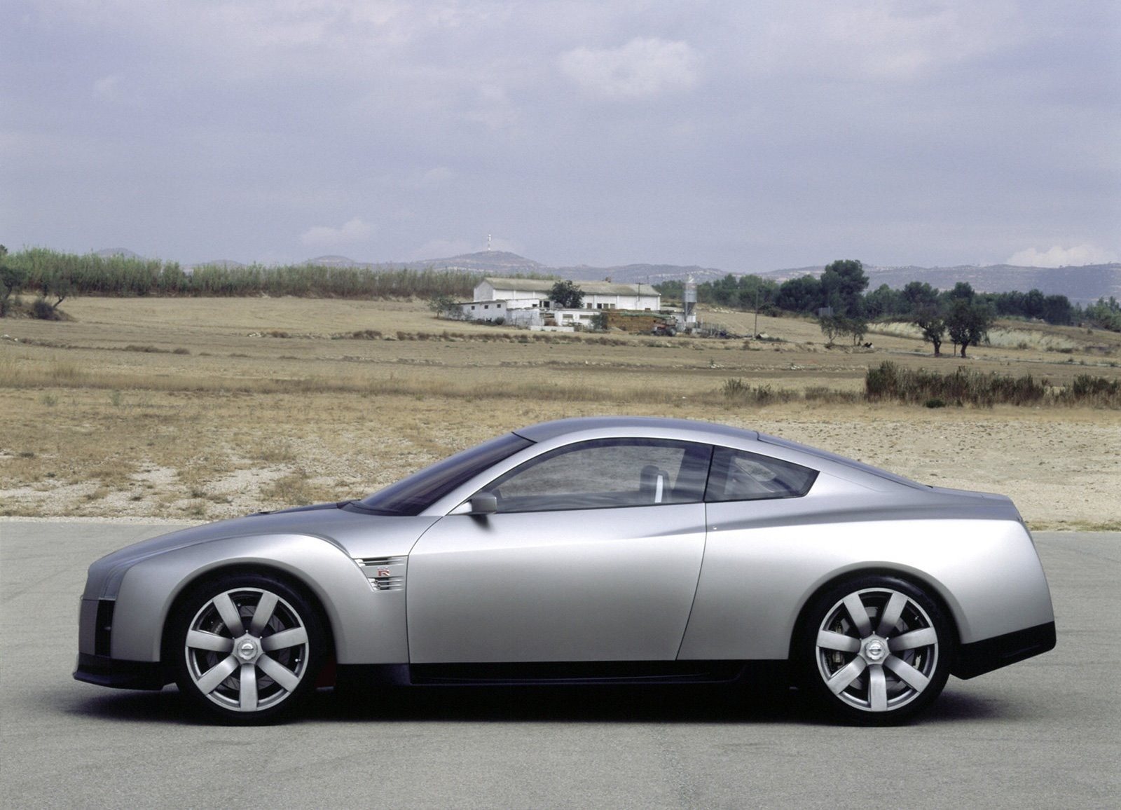 2001 - NISSAN SKYLINE GT-R CONCEPT, foto 4