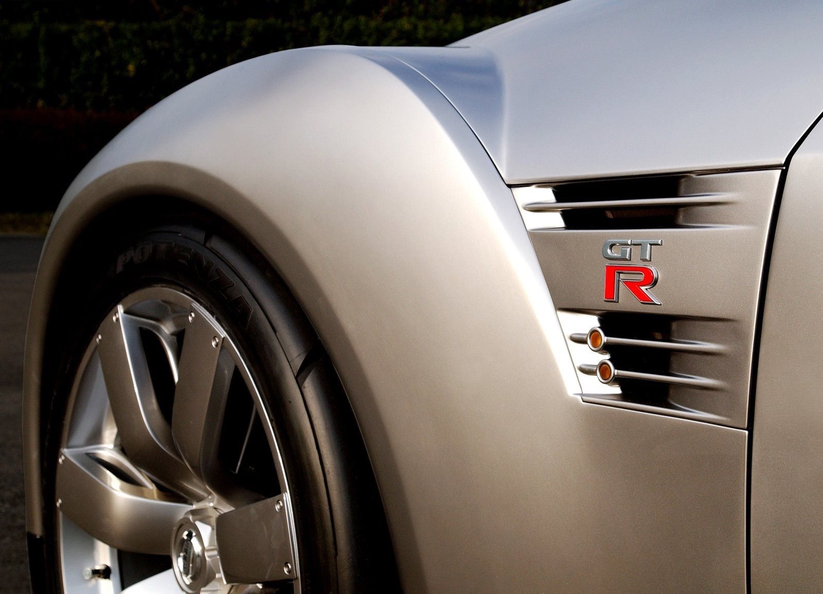 2001 - NISSAN SKYLINE GT-R CONCEPT, foto 14