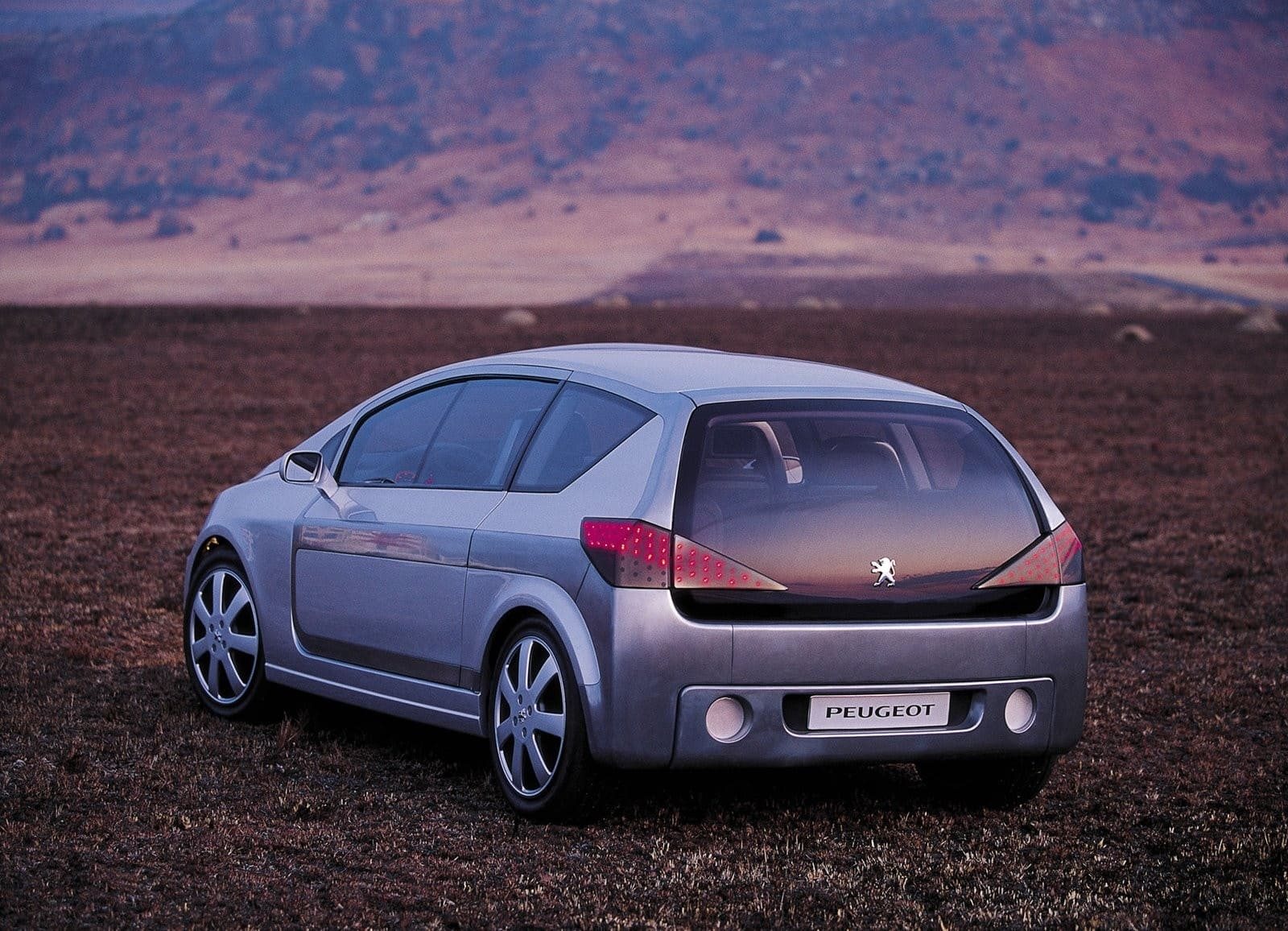 2000 - PEUGEOT PROMÉTHÉE CONCEPT, foto 5