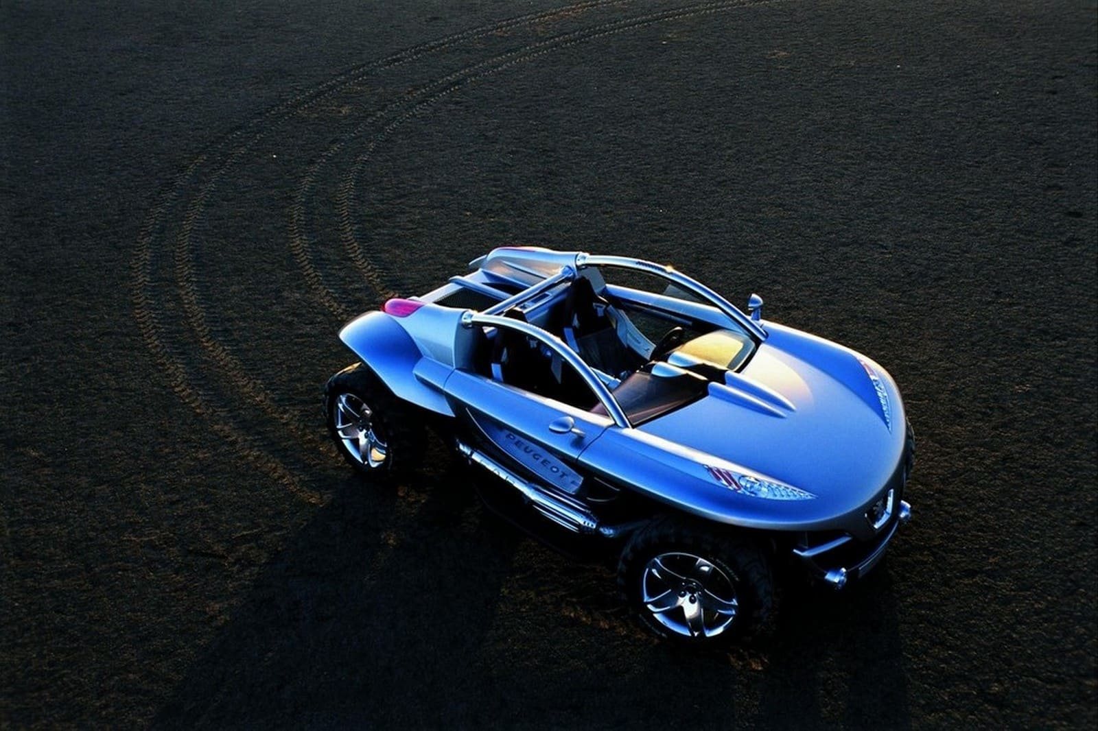 2003 - PEUGEOT HOGGAR CONCEPT, foto 28