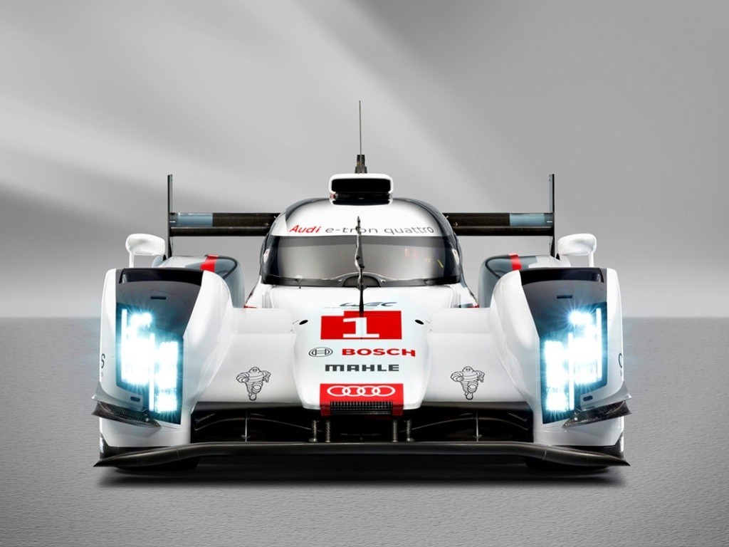 2014 - AUDI R18 E-TRON QUATTRO, foto 15