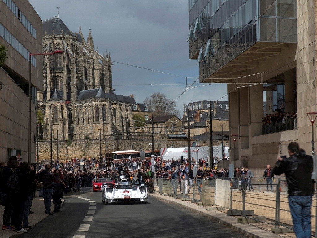2014 - AUDI R18 E-TRON QUATTRO, foto 27